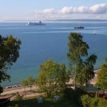 Lägenhet Feodora - Haus Mit Dem Einzigartigen Seeblick Sassnitz