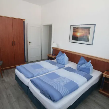 Feodora - Haus Mit Dem Einzigartigen Seeblick Lägenhet Sassnitz