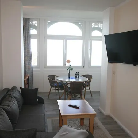 Feodora - Haus Mit Dem Einzigartigen Seeblick Lejlighed Sassnitz